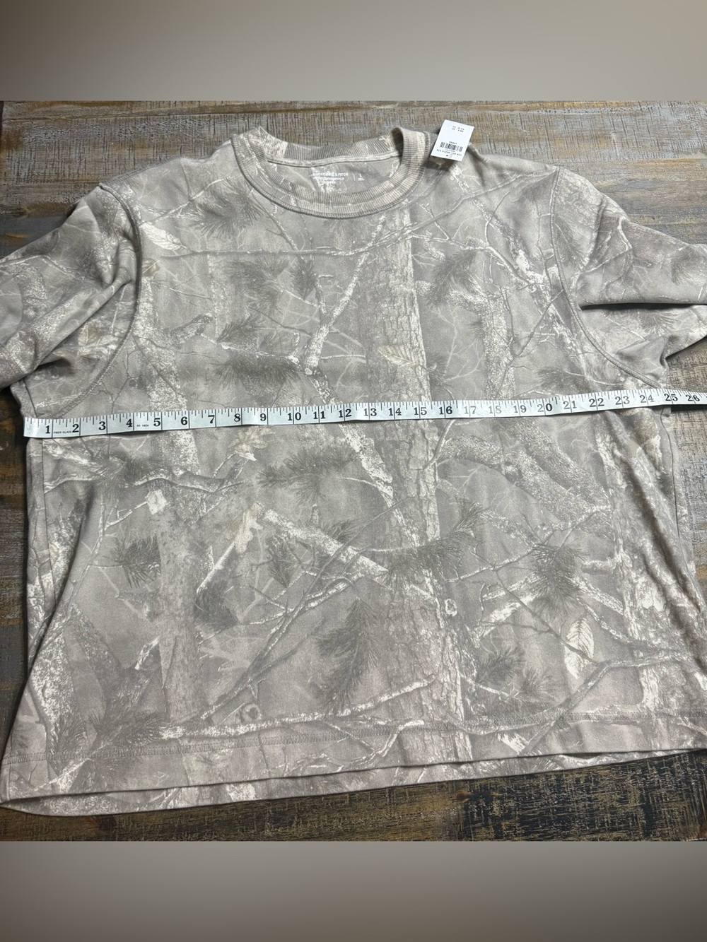 Abercrombie & Fitch  Tree Camo Short Sleeve Tee - Picture 7 of 8